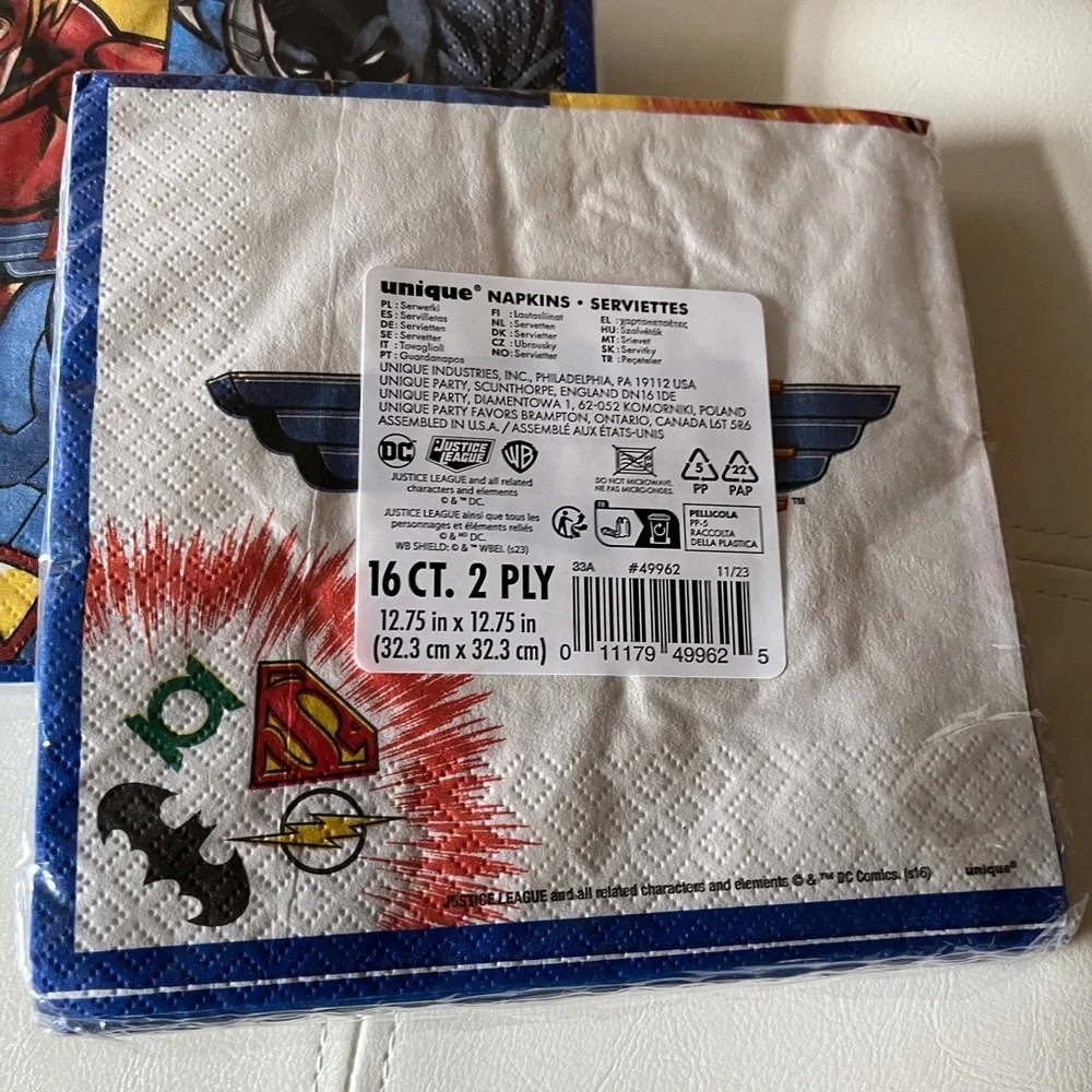 NWT DC Justice League Superhero Napkins, 4 Packs